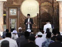 Hadiri Sholat Ied, Wali Kota Batu Ajak Jama’ah Perkuat Persatuan
