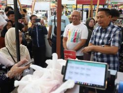 Manfaatkan Libur Lebaran, Wali Kota Malang Tinjau Aktifitas Pasar Klojen