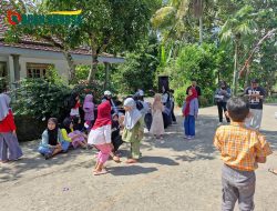 Menyambut HUT RI ke-80, KKN-T 01 UNIRA Malang Gelar Lomba Meriah untuk Anak TPQ dan Madin