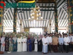 Mulai Wakil Bupati hingga DPR RI Hadiri Pengajian Kifayatul Atiqya bersama IKAPPMM Denanyar