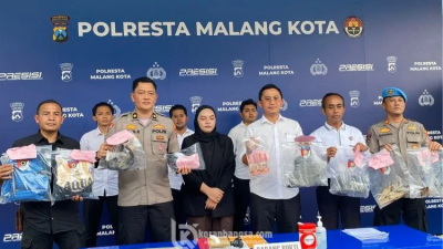 Skenario Pembakaran Gudang Rokok di Malang Terbongkar: 5 Tersangka Ringkus, Kerugian Capai Rp7 Miliar