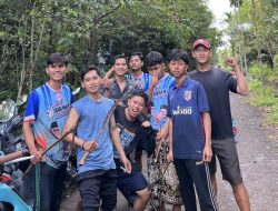 KKN-T Universitas Al-Qolam Malang Bersama Warga: Kolaborasi Bersihkan Sungai Demi Lingkungan Sehat di Dusun Karya 4