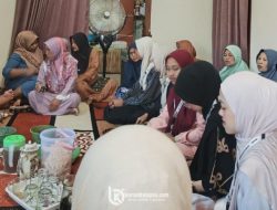Mahasiswa KKN-T Unira Malang Kelompok 3 Ikuti Yasinan dan Istigosah Bersama Jamaah Rutinan Dusun Arjomulyo